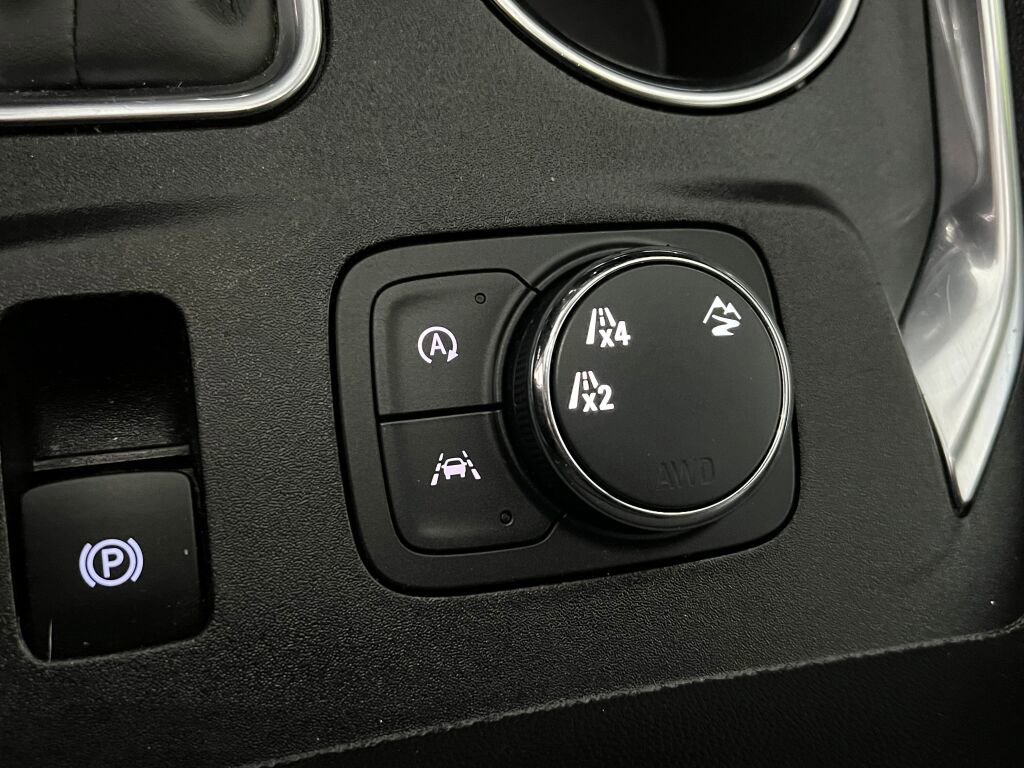 Used 2023 Chevrolet Traverse LS w/ LPO, Floor Liner Package image 14