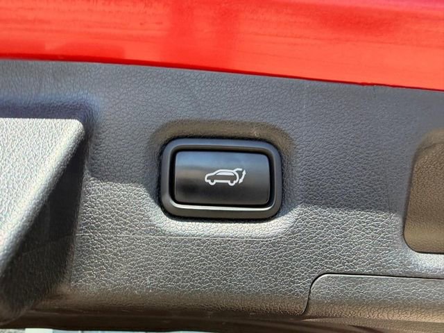Used 2021 Hyundai Santa Fe SEL w/ Convenience Package image 6