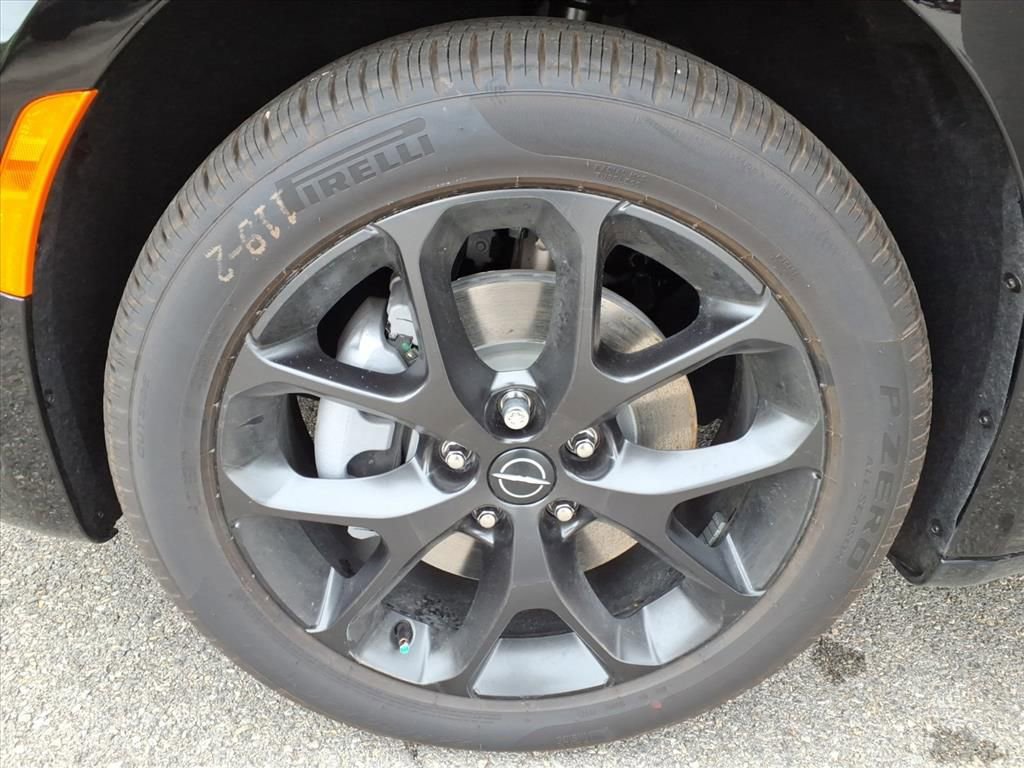 New 2026 Chrysler Pacifica Limited image 36