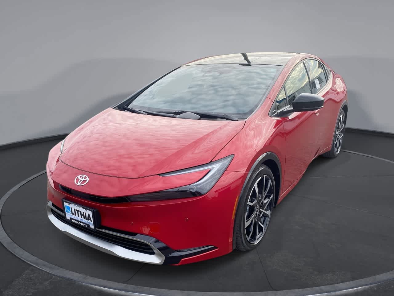 New 2026 Toyota Prius Plug-In Hybrid FWD image 1
