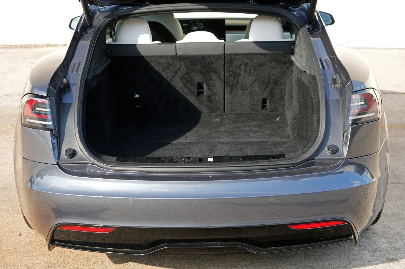 Used 2022 Tesla Model S AWD/4WD image 10