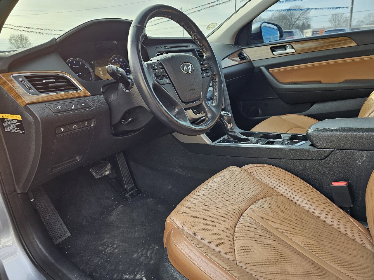 Used 2015 Hyundai Sonata Limited w/ Option Group 06 image 6