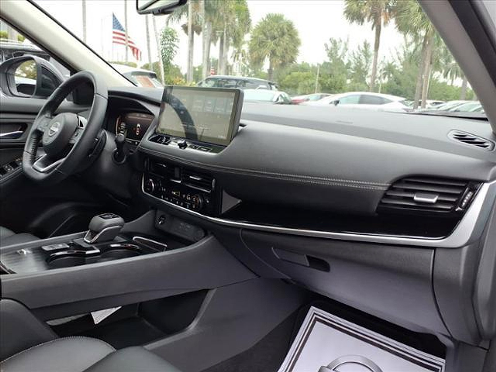 Certified 2024 Nissan Rogue SL image 21