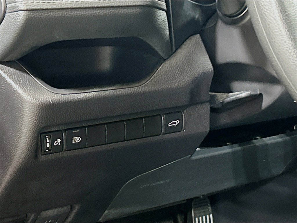 Used 2024 Toyota RAV4 XLE image 8