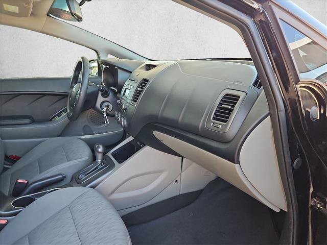 Used 2016 Kia Forte LX FWD image 17