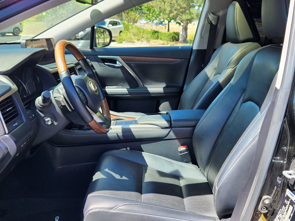 Used 2020 Lexus RX 350L Premium w/ Premium Package AWD/4WD image 8