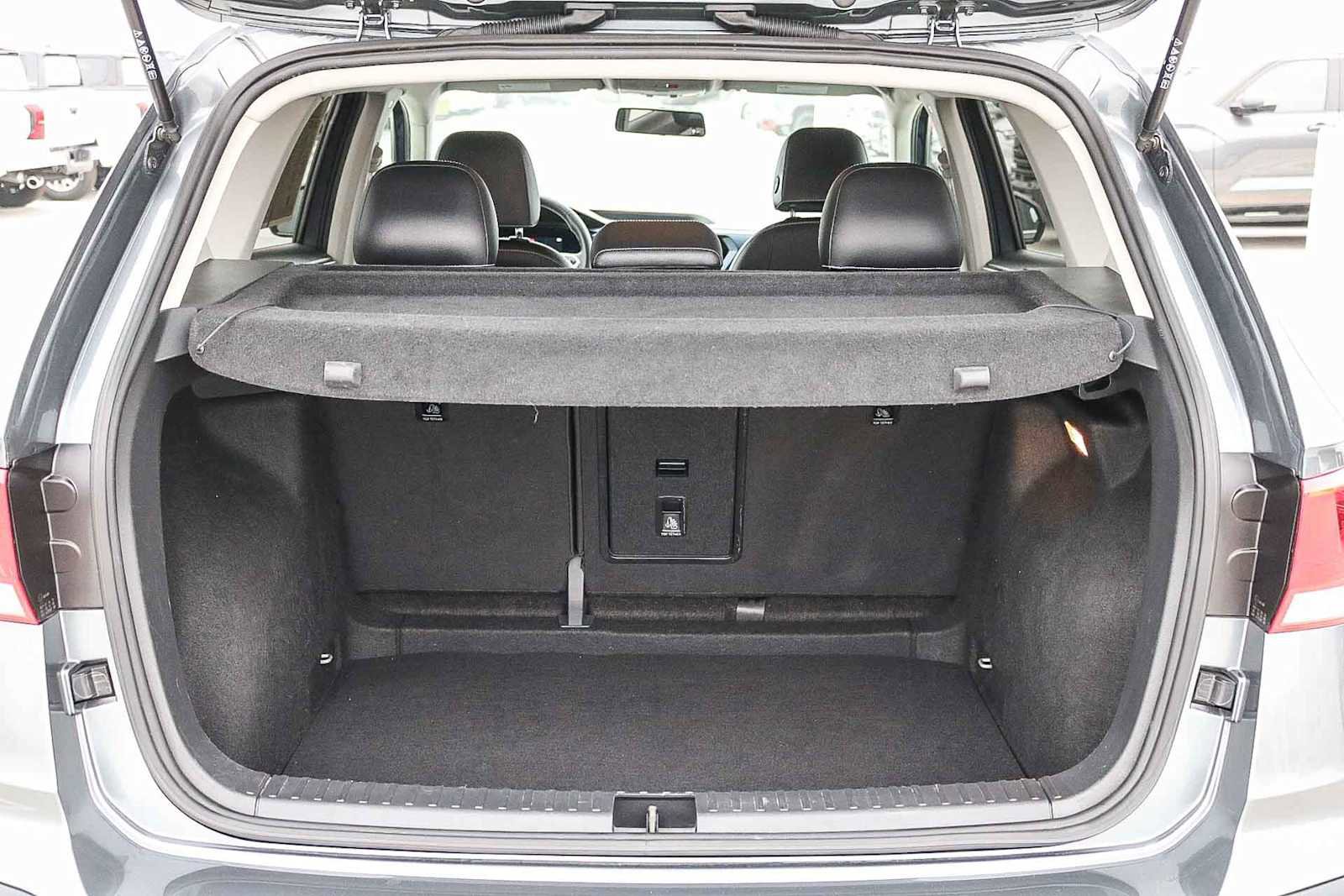 Used 2022 Volkswagen Taos SE image 26