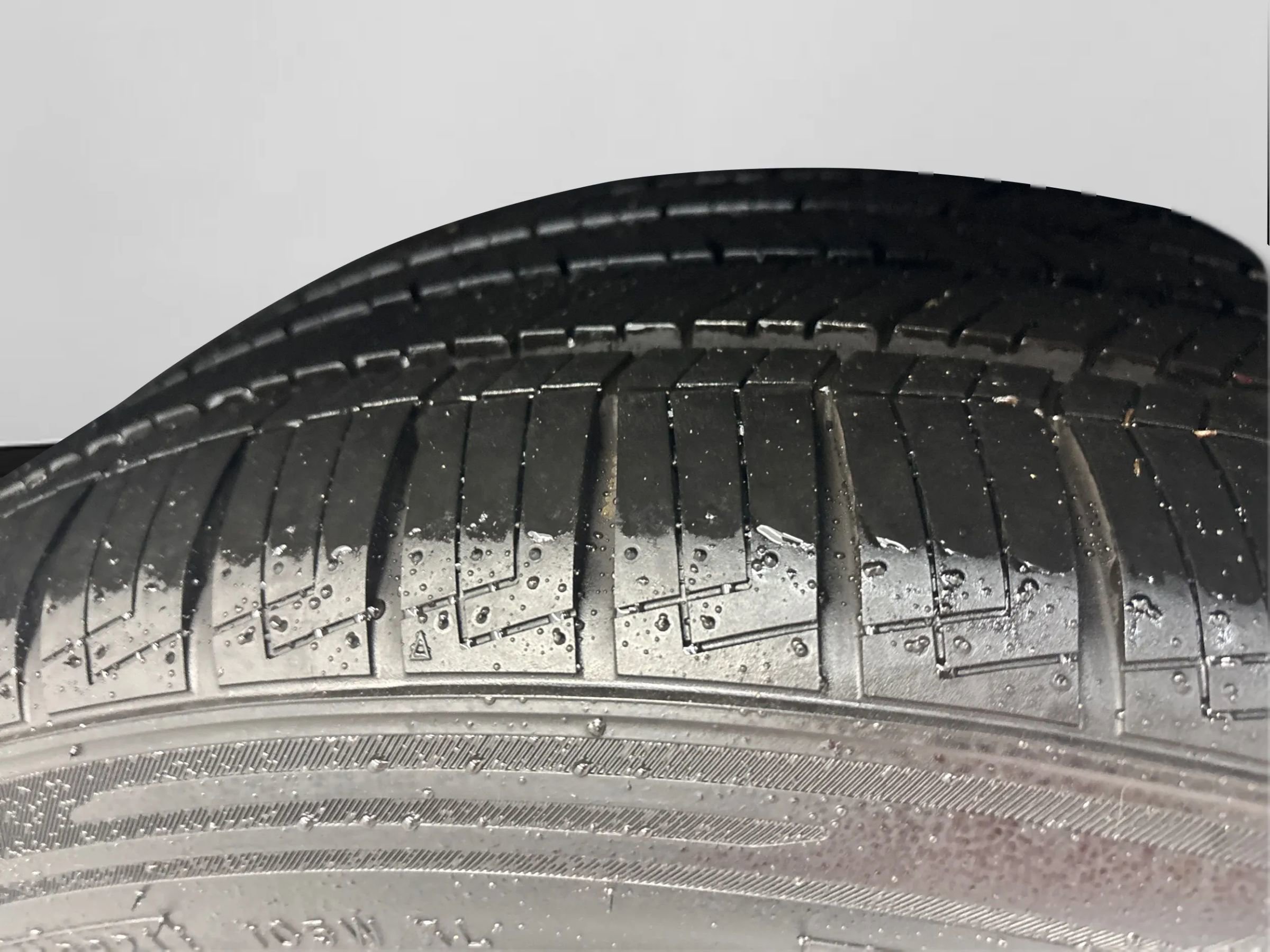 Used 2019 Lincoln Nautilus Reserve w/ Driver Assistance Package image 33