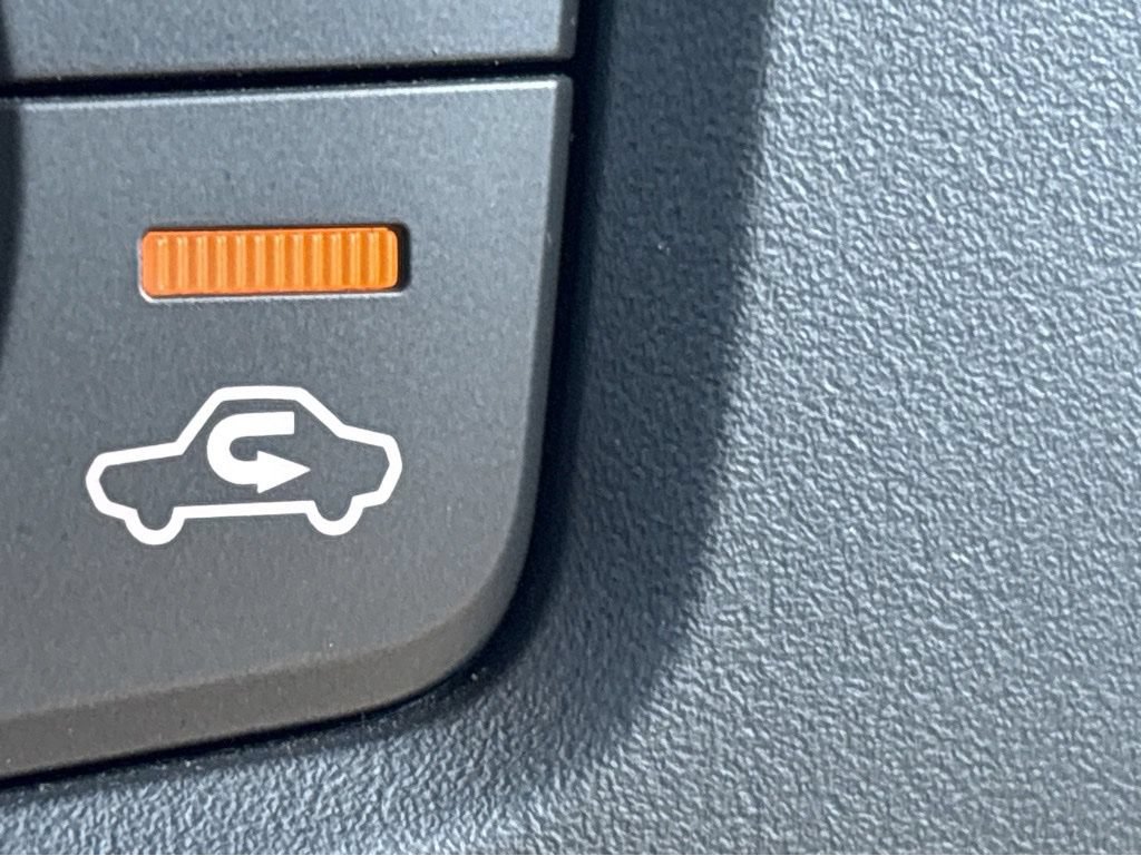 Used 2024 Nissan Frontier SL w/ Technology Package RWD image 30