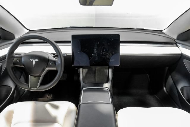 Used 2021 Tesla Model 3 Standard Range Plus RWD image 18