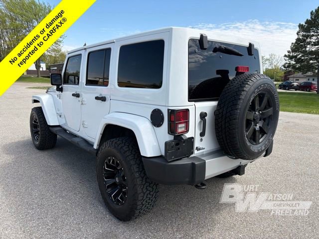 Used 2013 Jeep Wrangler Unlimited Sahara w/ Dual Top Group AWD/4WD image 4