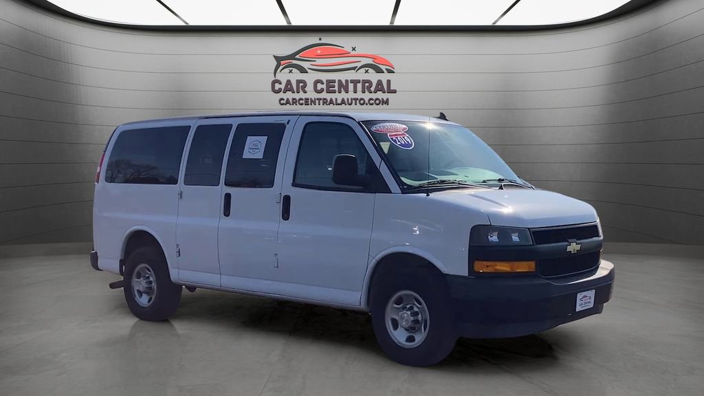 Used 2019 Chevrolet Express 2500 LS image 3