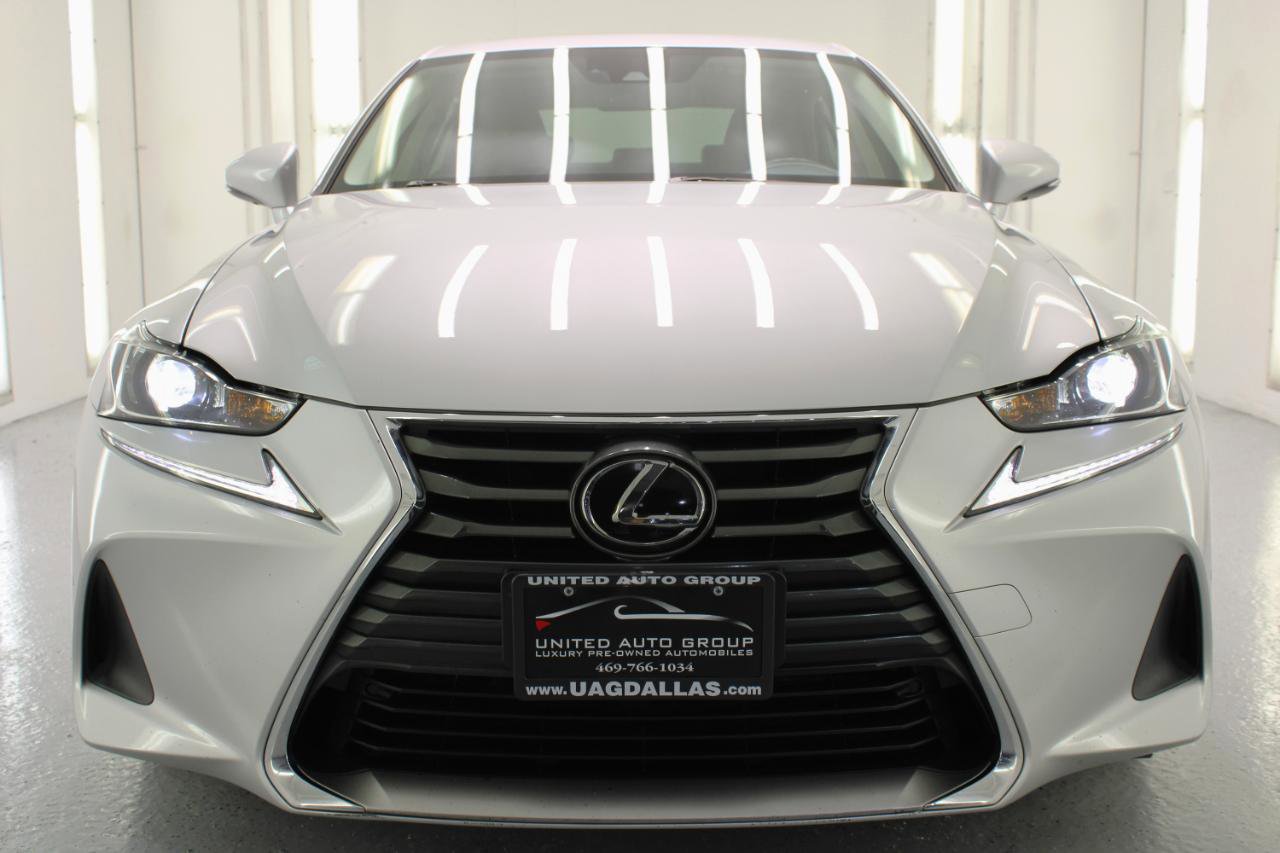 Used 2017 Lexus IS 200t w/ Navigation System Package RWD image 27
