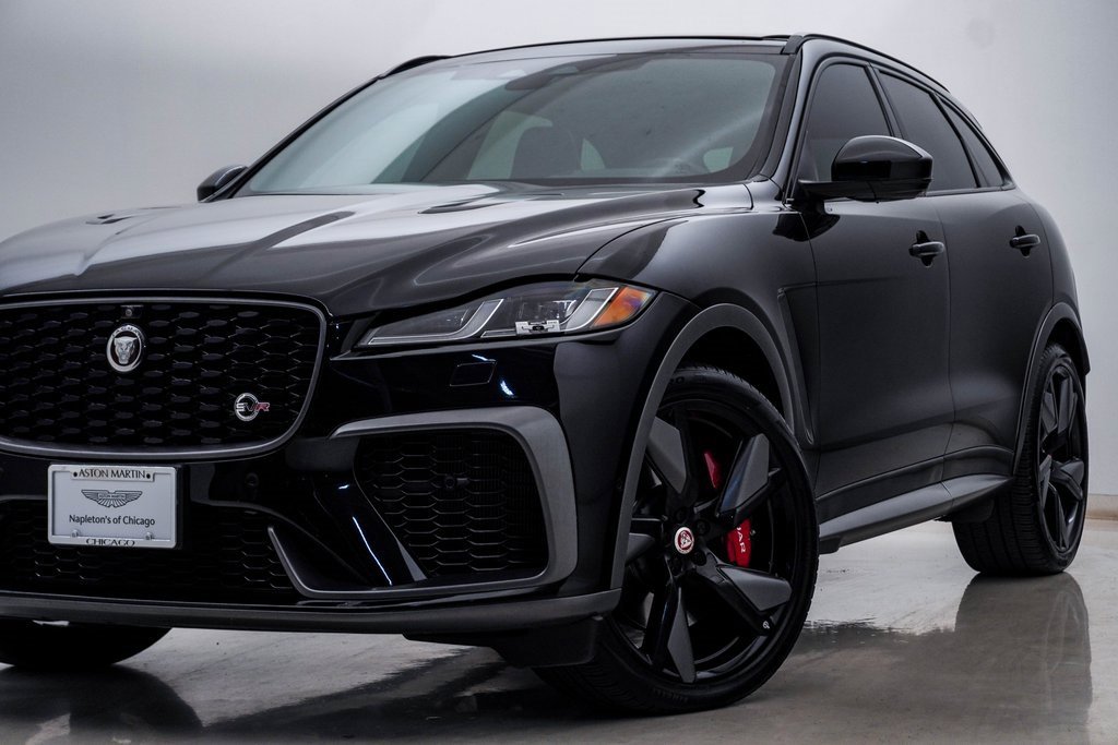 Used 2021 Jaguar F-PACE SVR image 2