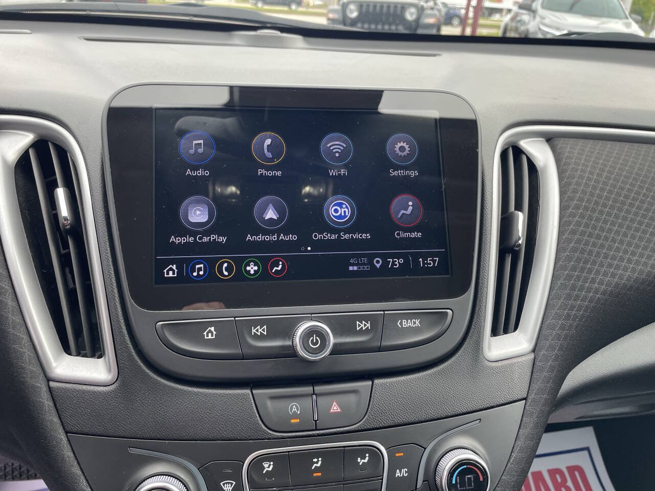 Used 2024 Chevrolet Malibu LT FWD image 17
