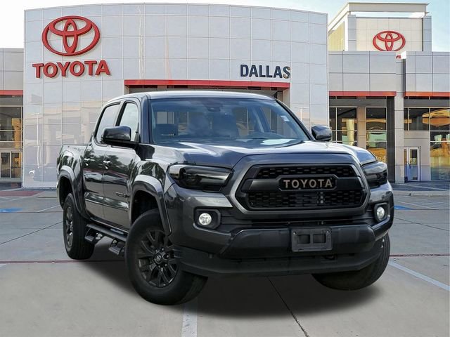Used 2022 Toyota Tacoma SR5 RWD image 1