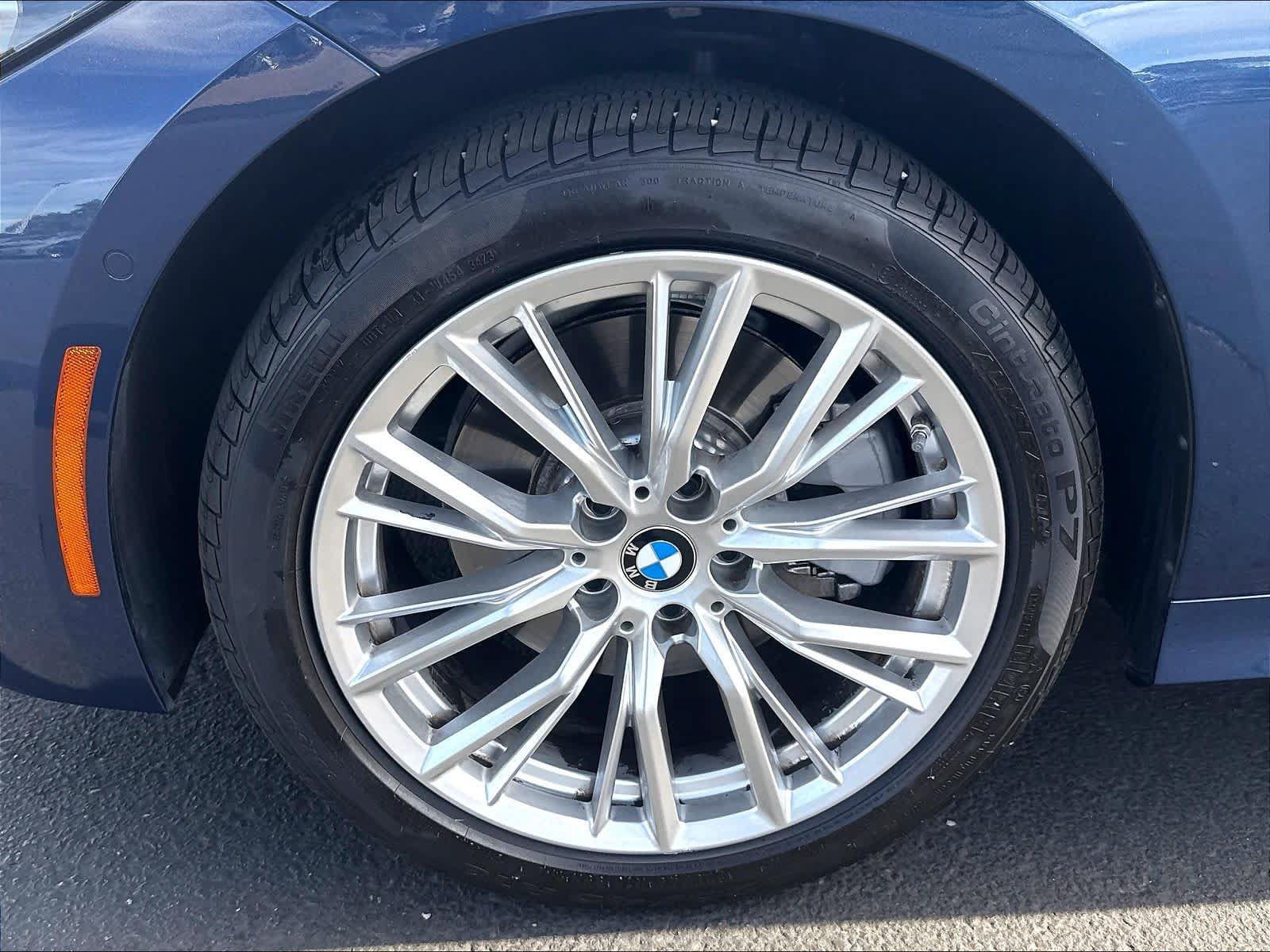 Used 2024 BMW 330i xDrive Sedan AWD/4WD image 36