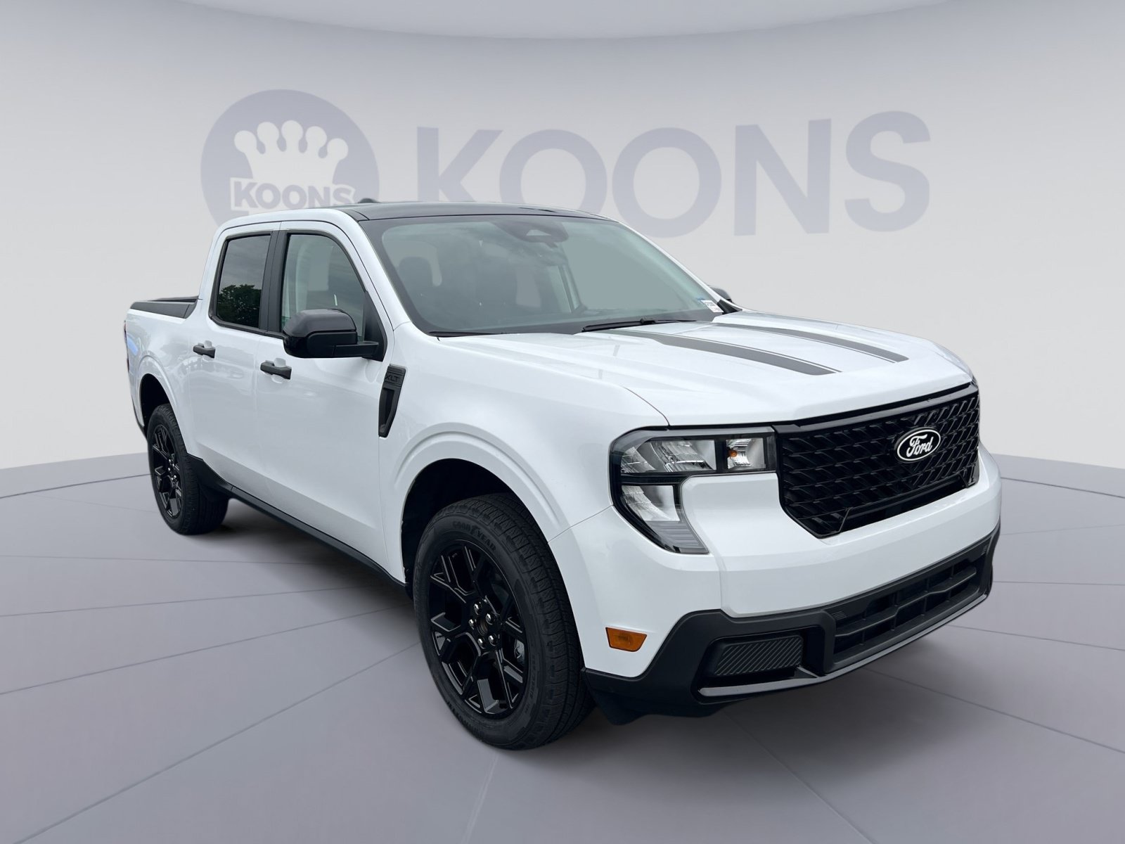 New 2025 Ford Maverick XLT w/ XLT Luxury Package AWD/4WD image 2