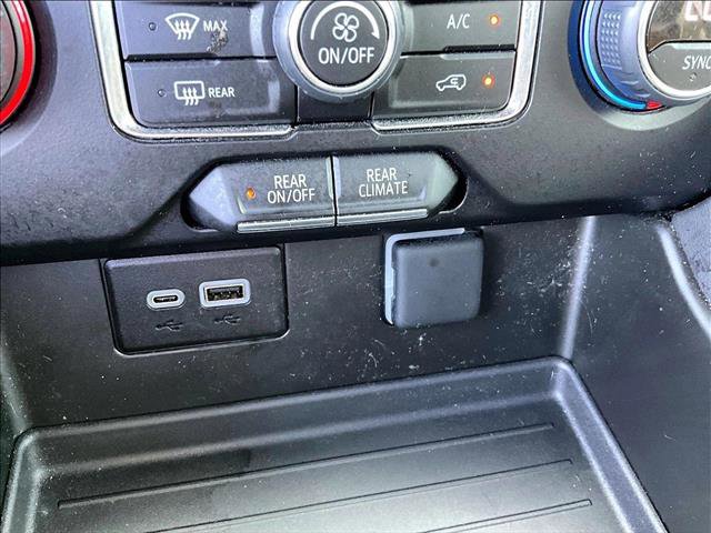 Used 2024 Chevrolet Tahoe LS image 25