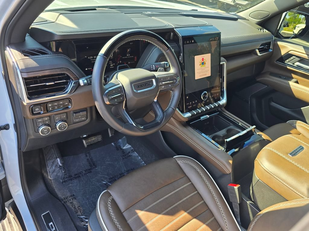 Certified 2026 GMC Yukon Denali Ultimate AWD/4WD image 12