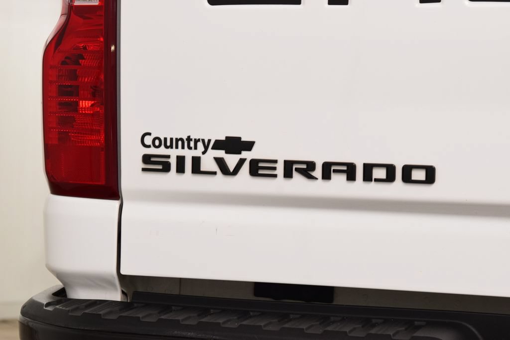 Used 2023 Chevrolet Silverado 2500 Custom w/ Custom Value Package AWD/4WD image 23