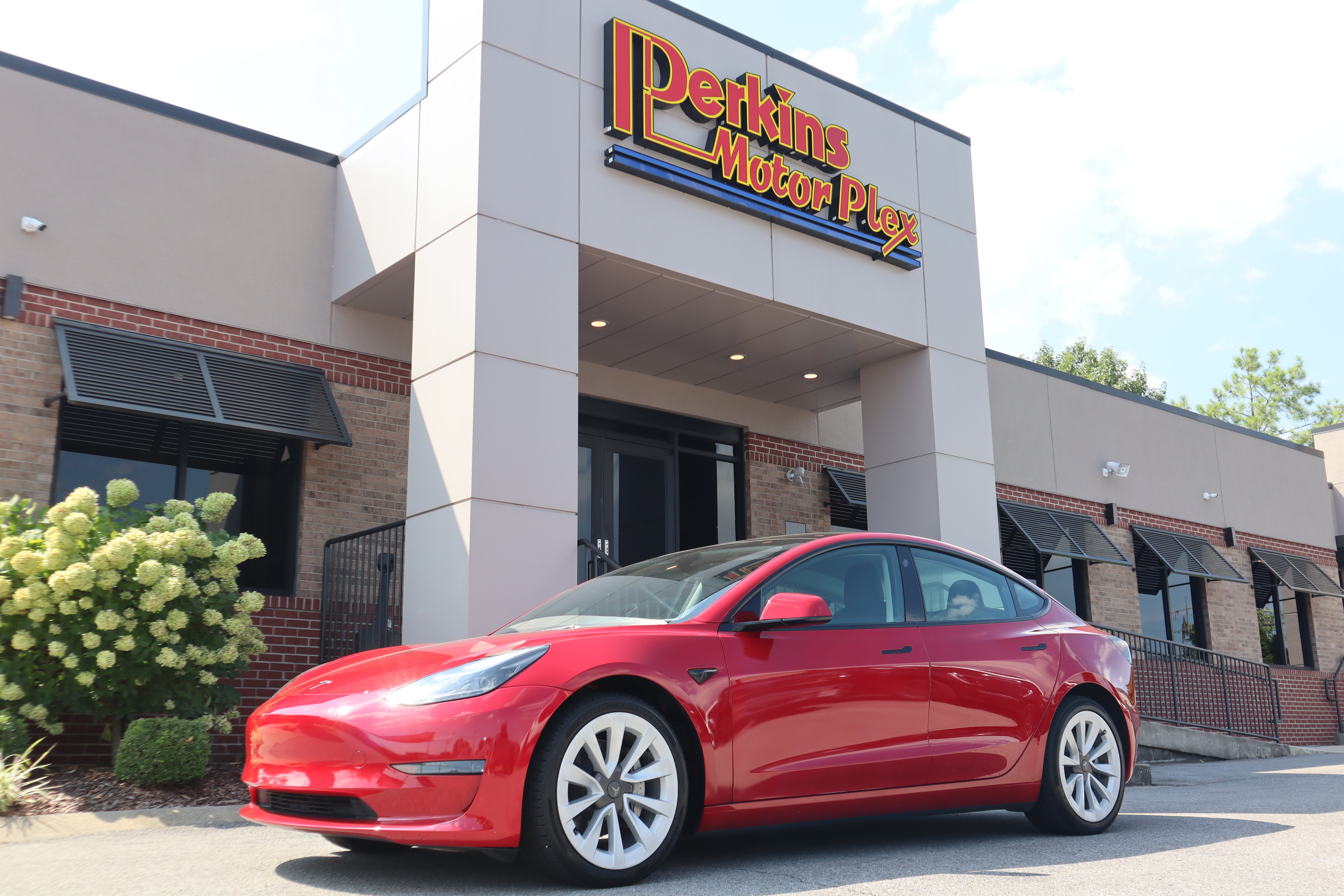 Used 2023 Tesla Model 3 Standard Range RWD image 30