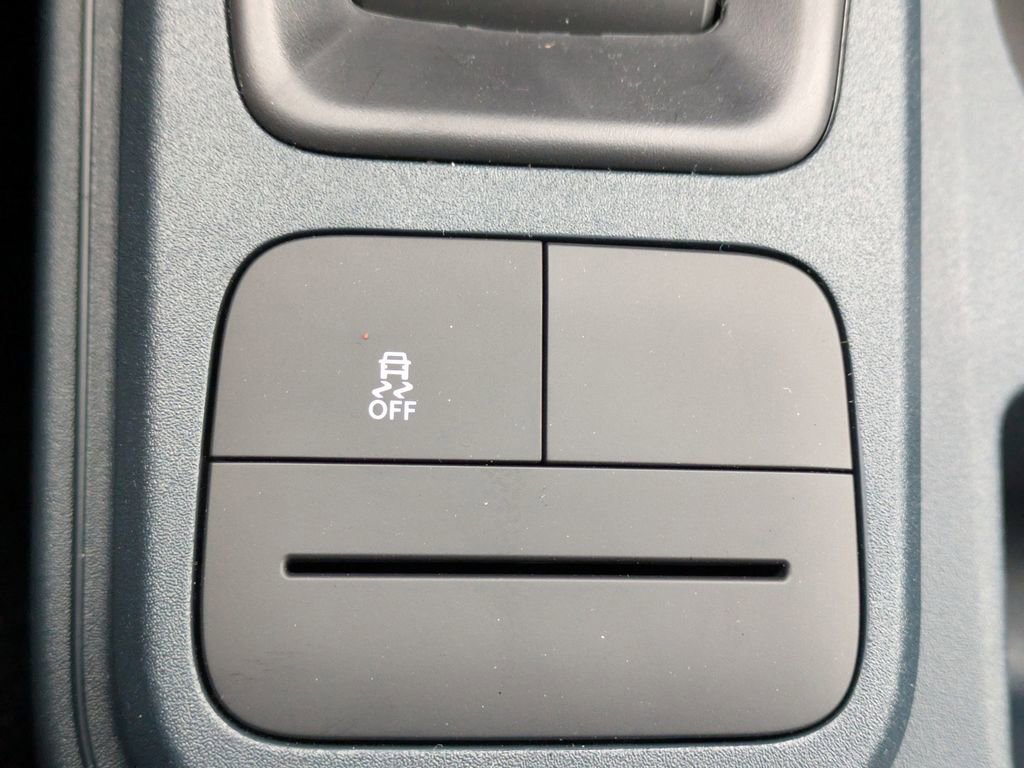 New 2026 Ford Maverick XL image 21