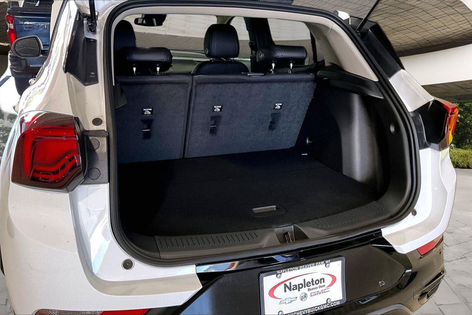 New 2026 Buick Encore GX Sport Touring w/ Advanced Technology Package AWD/4WD image 5