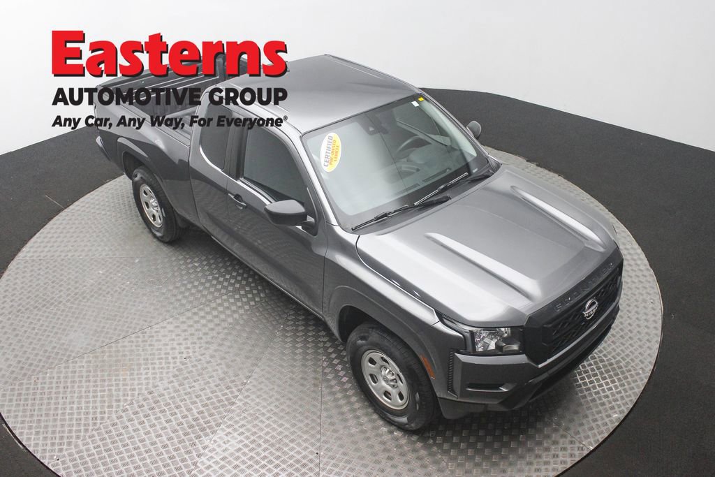 Used 2022 Nissan Frontier S RWD image 3