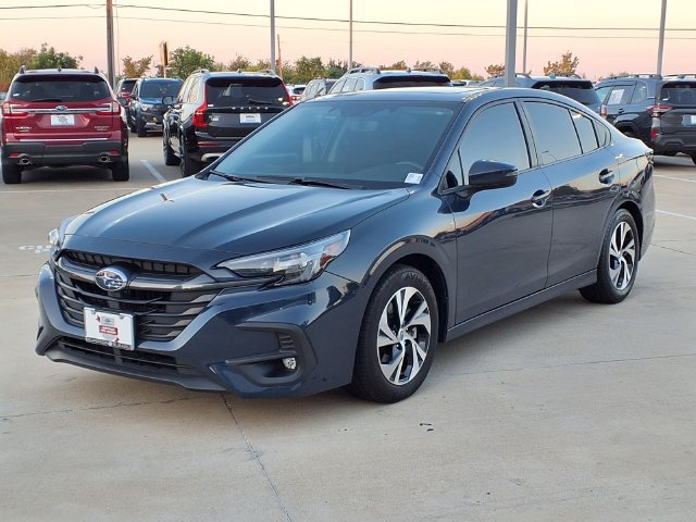Certified 2025 Subaru Legacy Premium AWD/4WD image 3