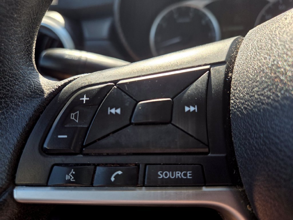 Used 2022 Nissan Versa S w/ Electronics Package FWD image 13