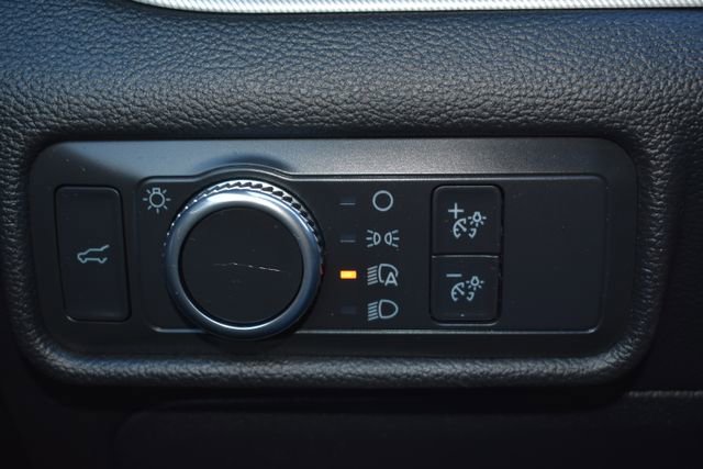 Used 2020 Ford Explorer XLT w/ Comfort Package image 23