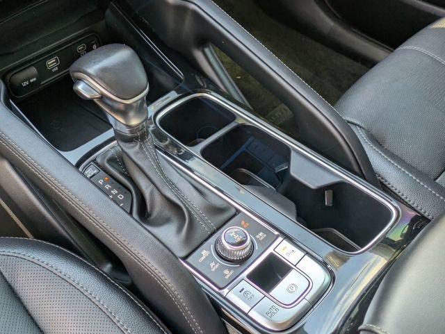 Used 2023 Kia Telluride EX w/ EX Captain's Chair Package image 26