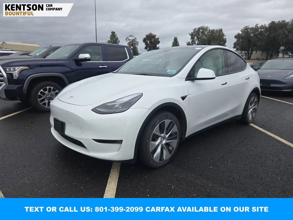Used 2023 Tesla Model Y Long Range image 1