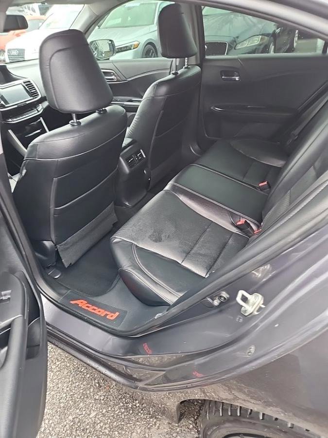 Used 2017 Honda Accord EX-L image 6