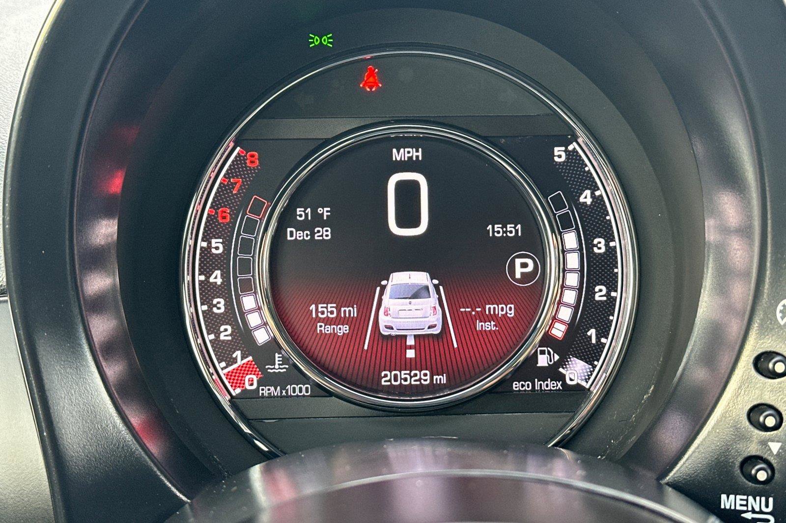 Used 2015 FIAT 500 Sport w/ Sport Appearance Group image 21