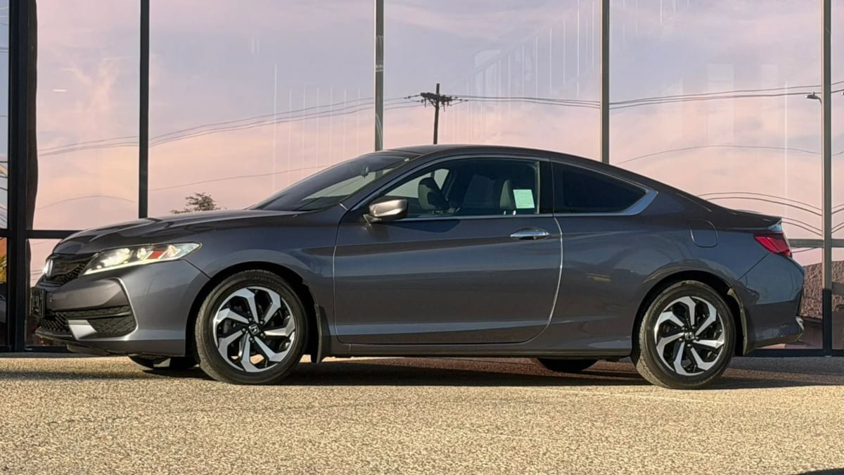 Used 2016 Honda Accord LX-S image 6
