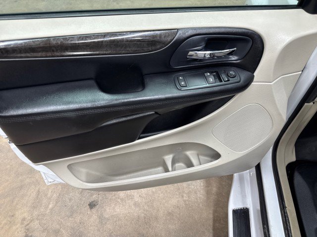 Used 2016 Dodge Grand Caravan SE w/ Quick Order Package 29E SE image 27