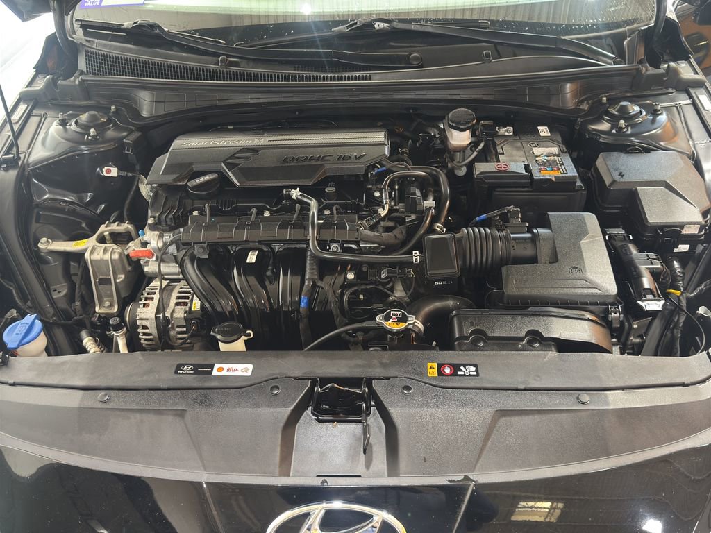 Used 2023 Hyundai Elantra SEL w/ Cargo Package image 31