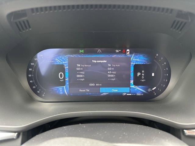 New 2026 Volvo XC60 B5 Plus w/ Climate Package image 17