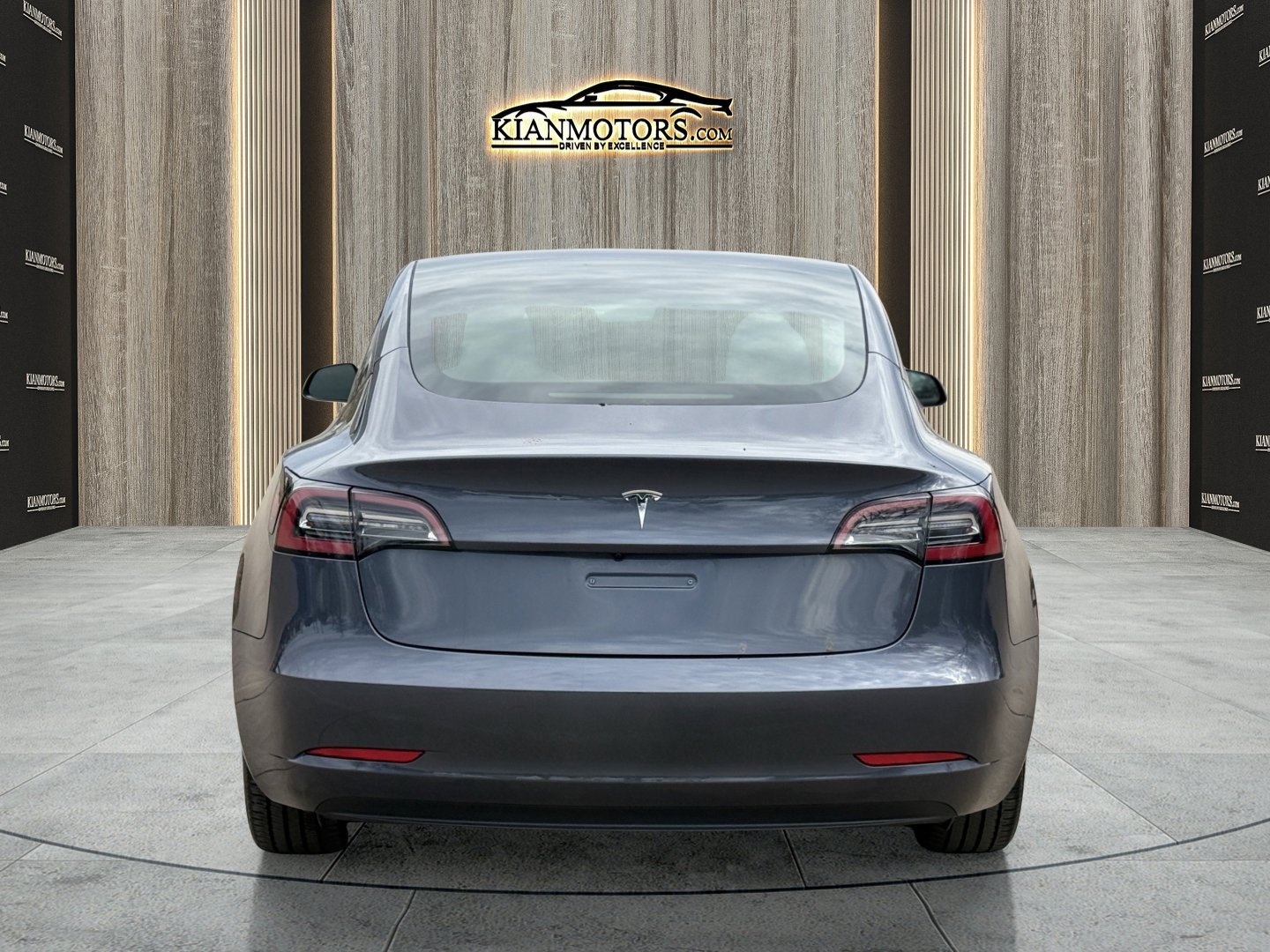 Used 2023 Tesla Model 3 Standard Range image 7