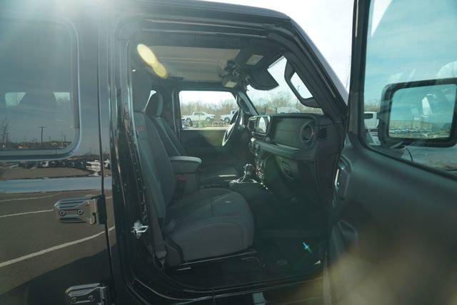 New 2026 Jeep Wrangler Unlimited Rubicon AWD/4WD image 18