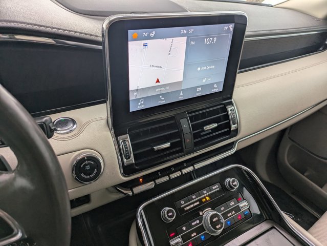 Used 2018 Lincoln Navigator Reserve w/ Technology Package image 12