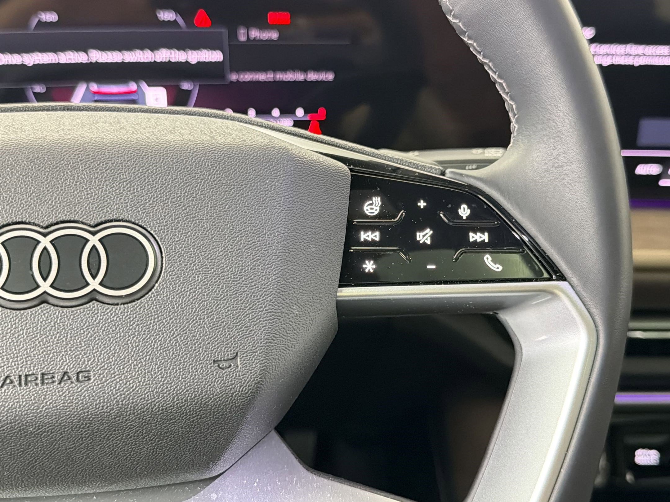 Certified 2025 Audi Q5 Premium w/ Convenience Package image 28