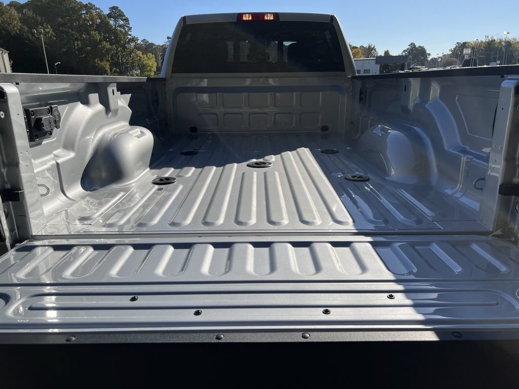 New 2026 RAM 2500 Tradesman AWD/4WD image 18