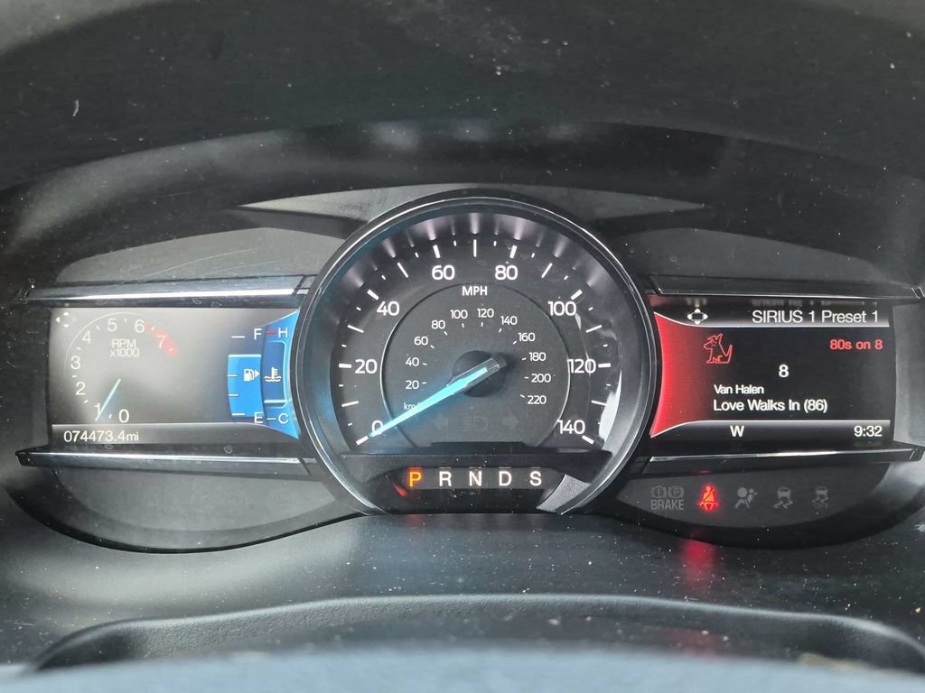 Used 2019 Ford Explorer XLT w/ Equipment Group 202A AWD/4WD image 12