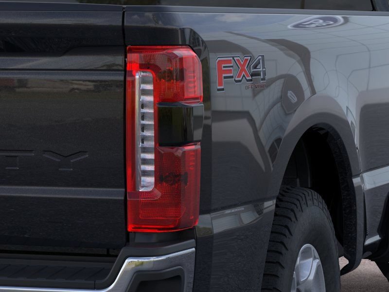 New 2026 Ford F350 XLT w/ 360-Degree Camera Package AWD/4WD image 25
