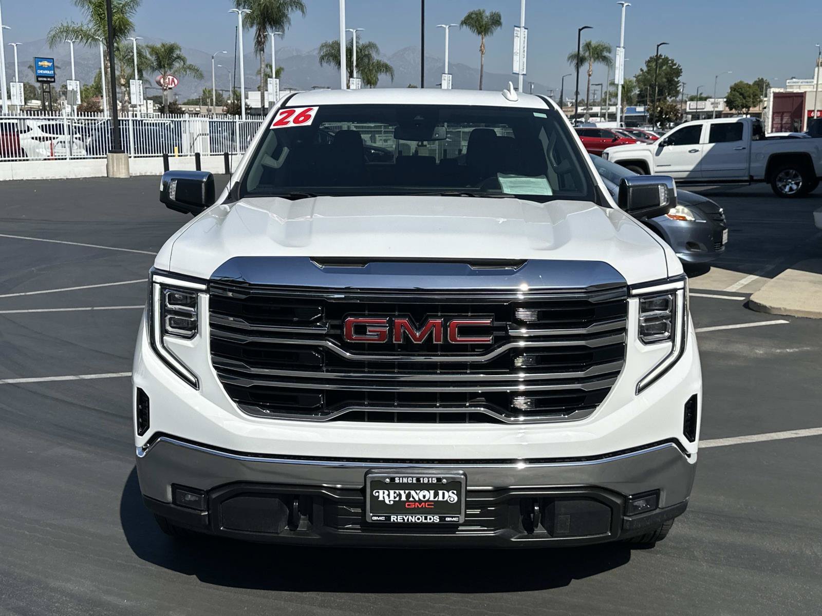 Used 2026 GMC Sierra 1500 SLT RWD image 2