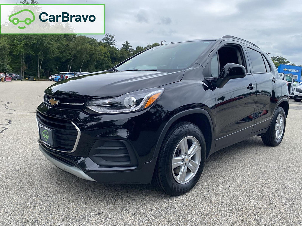 Certified 2022 Chevrolet Trax LT w/ LT Convenience Package AWD/4WD image 1