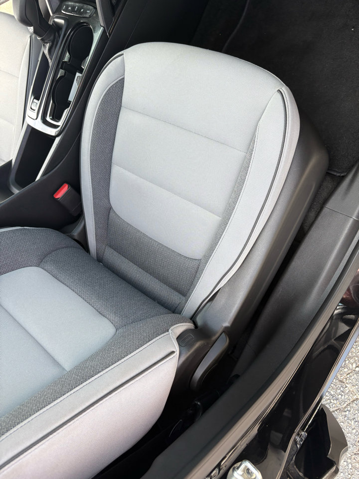 Used 2024 Chevrolet TrailBlazer LS w/ LS Convenience Package image 39